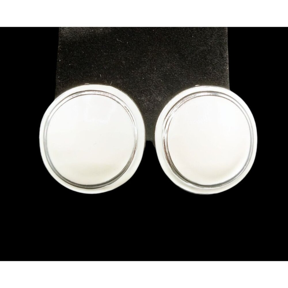 White Silver 1.5 Inch Button Clip-on Earrings Light Weight 1980s Vintage Jewelry